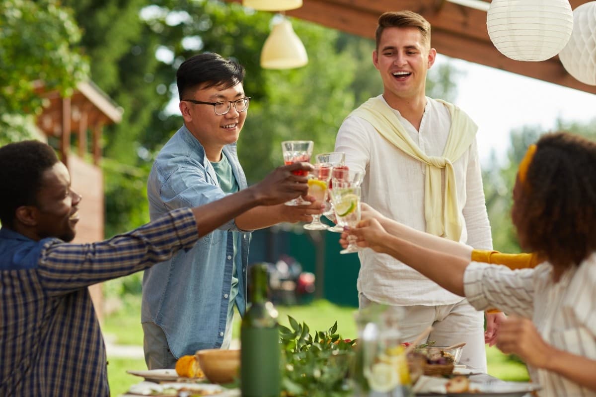 How to Hire the Perfect Bartender for Your Next Event